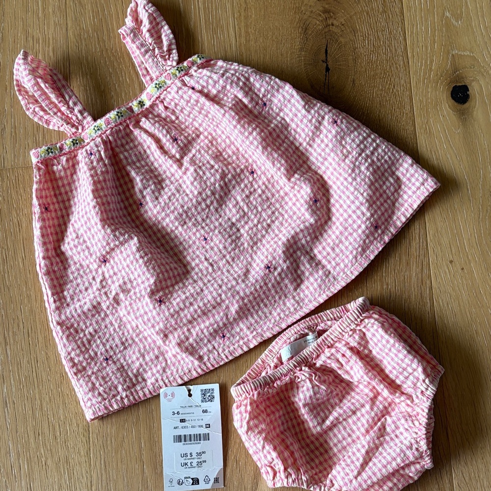 Zara baby matching gingham set with detail
